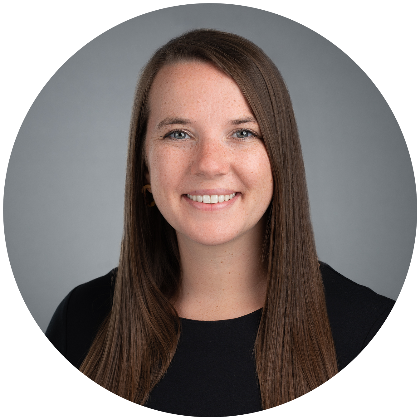 Lynzie Vant Hul, Event Director at Jacobs Financial Services, smiling in a professional portrait, representing expertise in retirement planning and financial education.